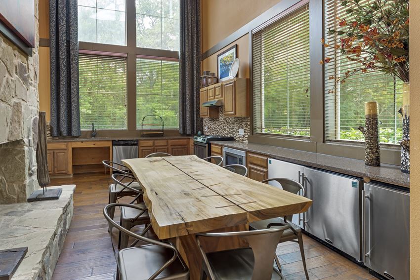 The Lodge At Pecan Creek Apartments, 6503 W Shady Shores Rd, Denton, TX